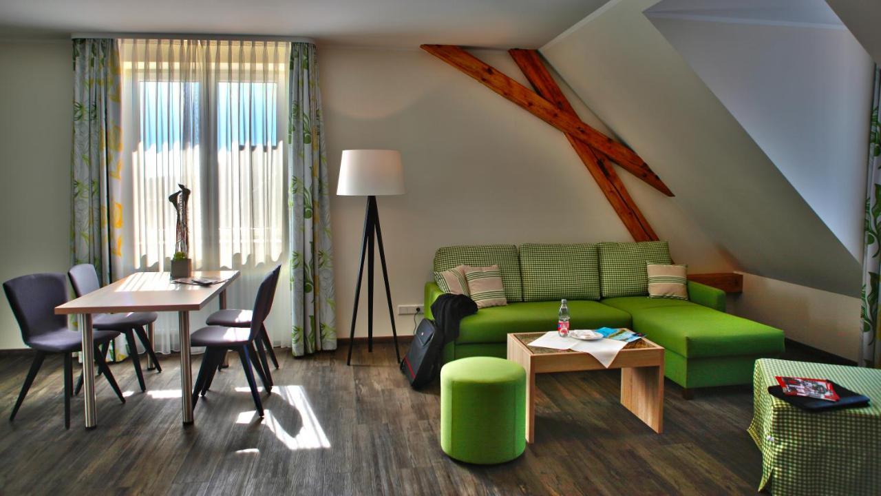 Hotel Roessle Furstenberg  エクステリア 写真