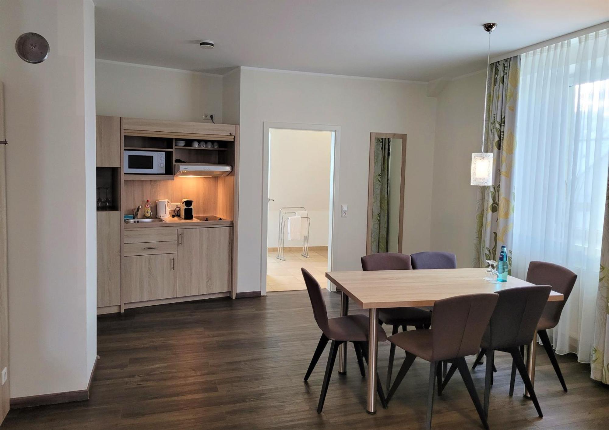 Hotel Roessle Furstenberg  エクステリア 写真