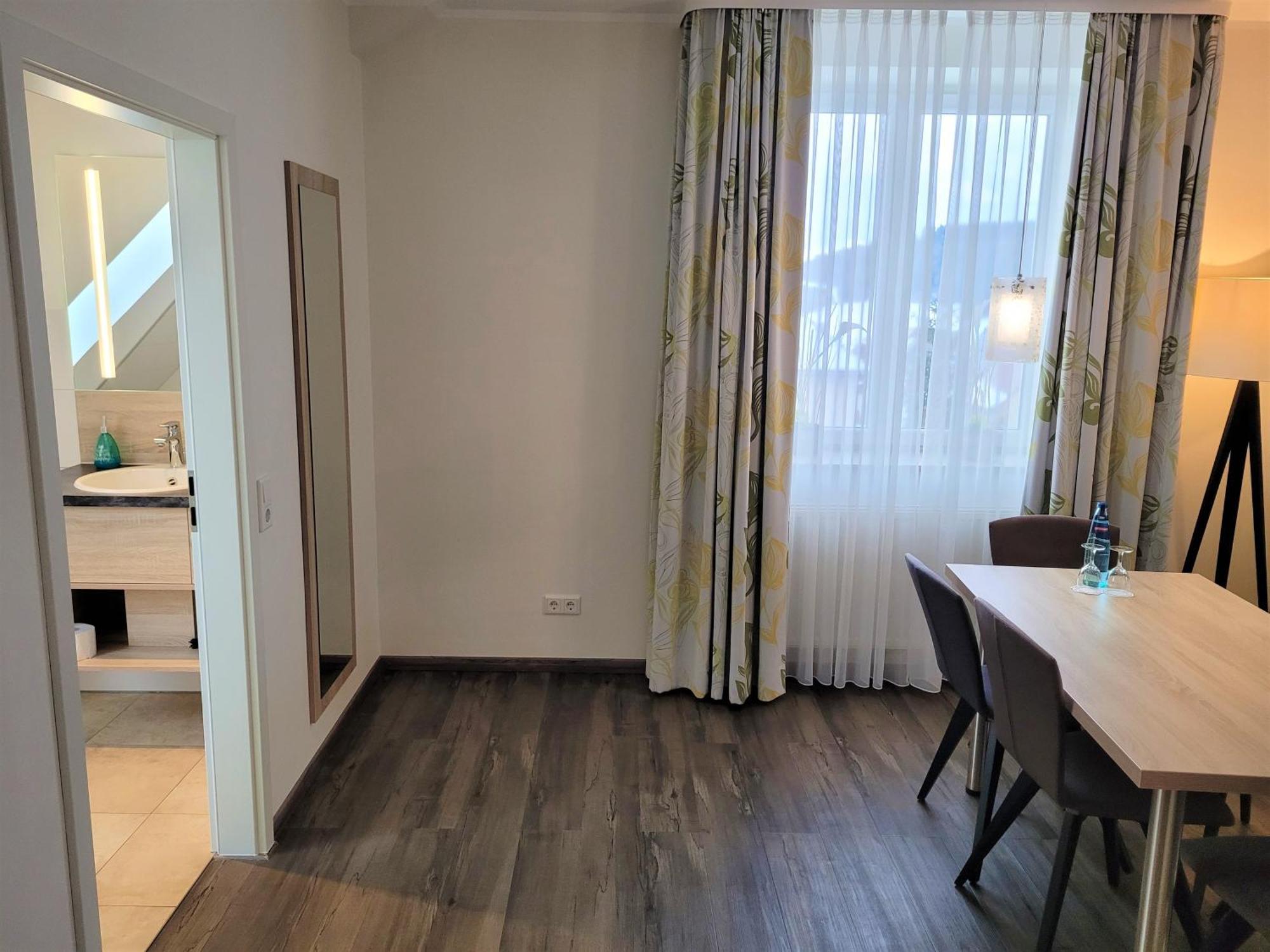 Hotel Roessle Furstenberg  エクステリア 写真