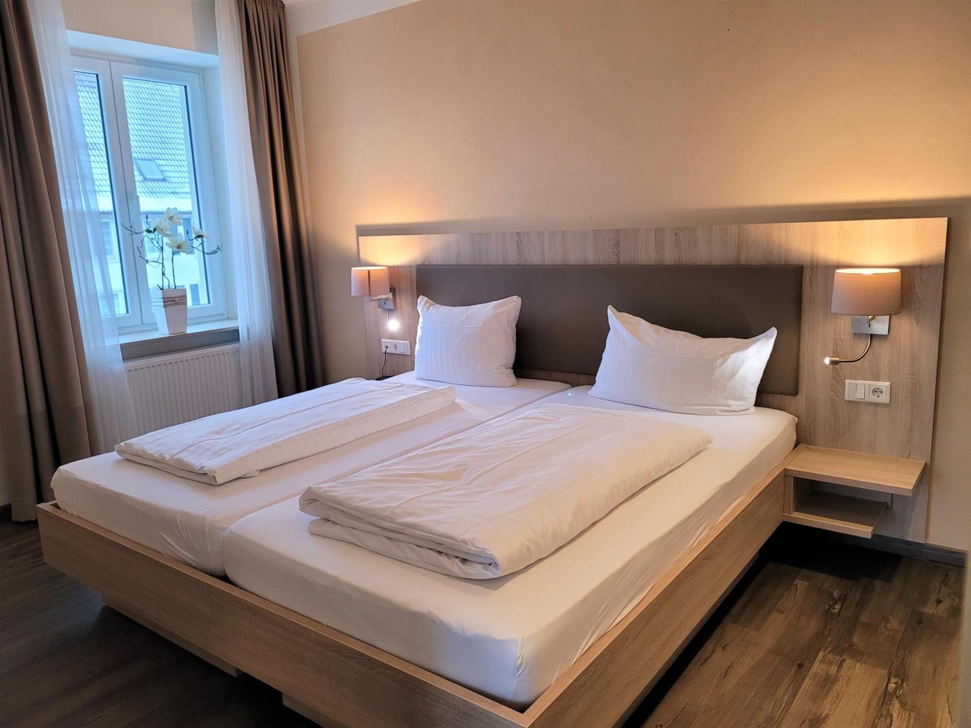 Hotel Roessle Furstenberg  エクステリア 写真