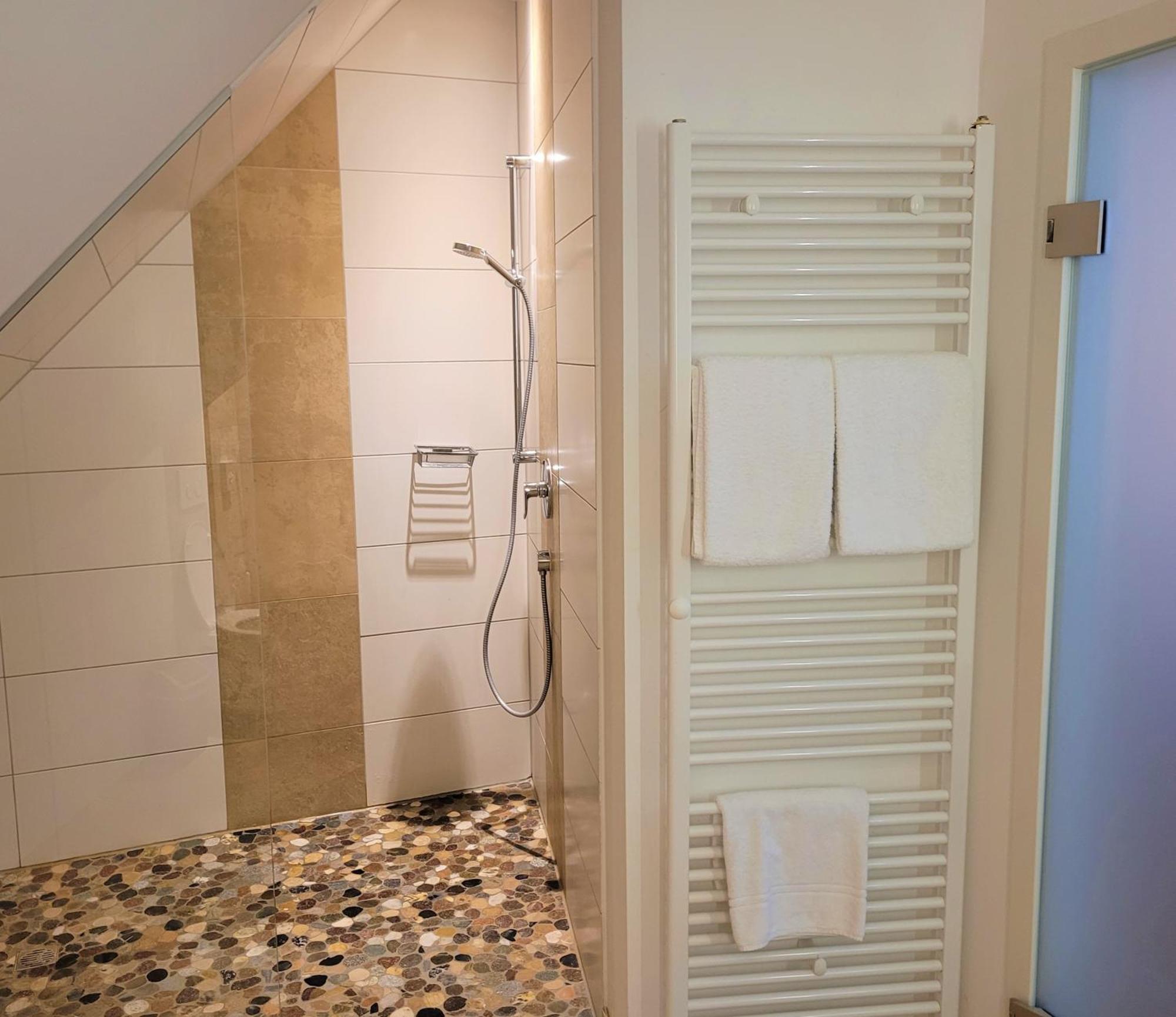 Hotel Roessle Furstenberg  エクステリア 写真